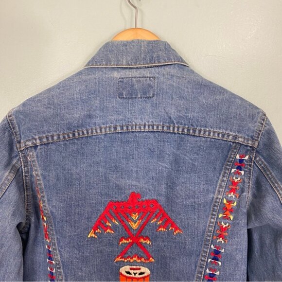 Levi’s Custom Aztec Native Embroidery Jeans Jacket Eagle Sz Small‎ - Picture 4 of 8